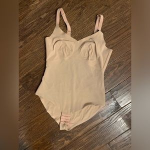 Honeylove cami bodysuit size petite large